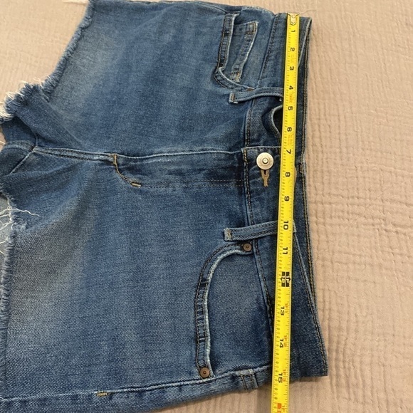 Joe’s jeans denim blue shorts. Size 30 - Picture 8 of 11